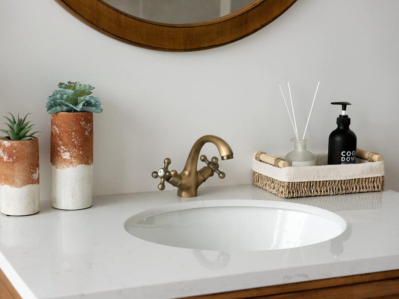 StorageWorks Small Seagrass Baskets for Organizing, Wicker Basket for Organizer, Storage Baskets with Wooden Handles and Natural Fiber Liner, Set of 2 - Image 4